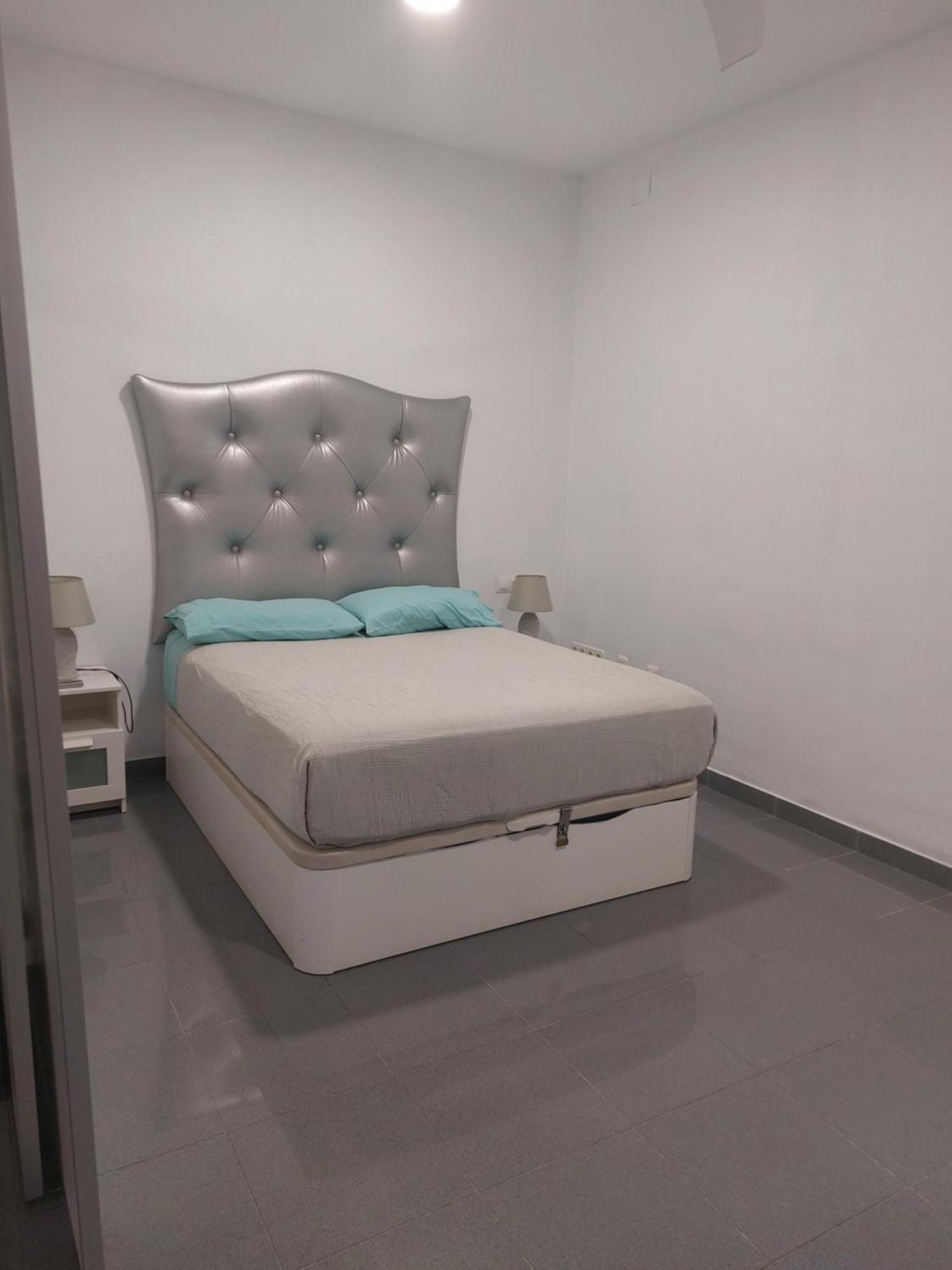 La Cueva Del Violin Apartment Torre Del Mar Luaran gambar